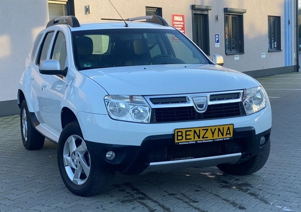 Dacia Duster cena 24999 przebieg: 170000, rok produkcji 2011 z Poręba małe 137